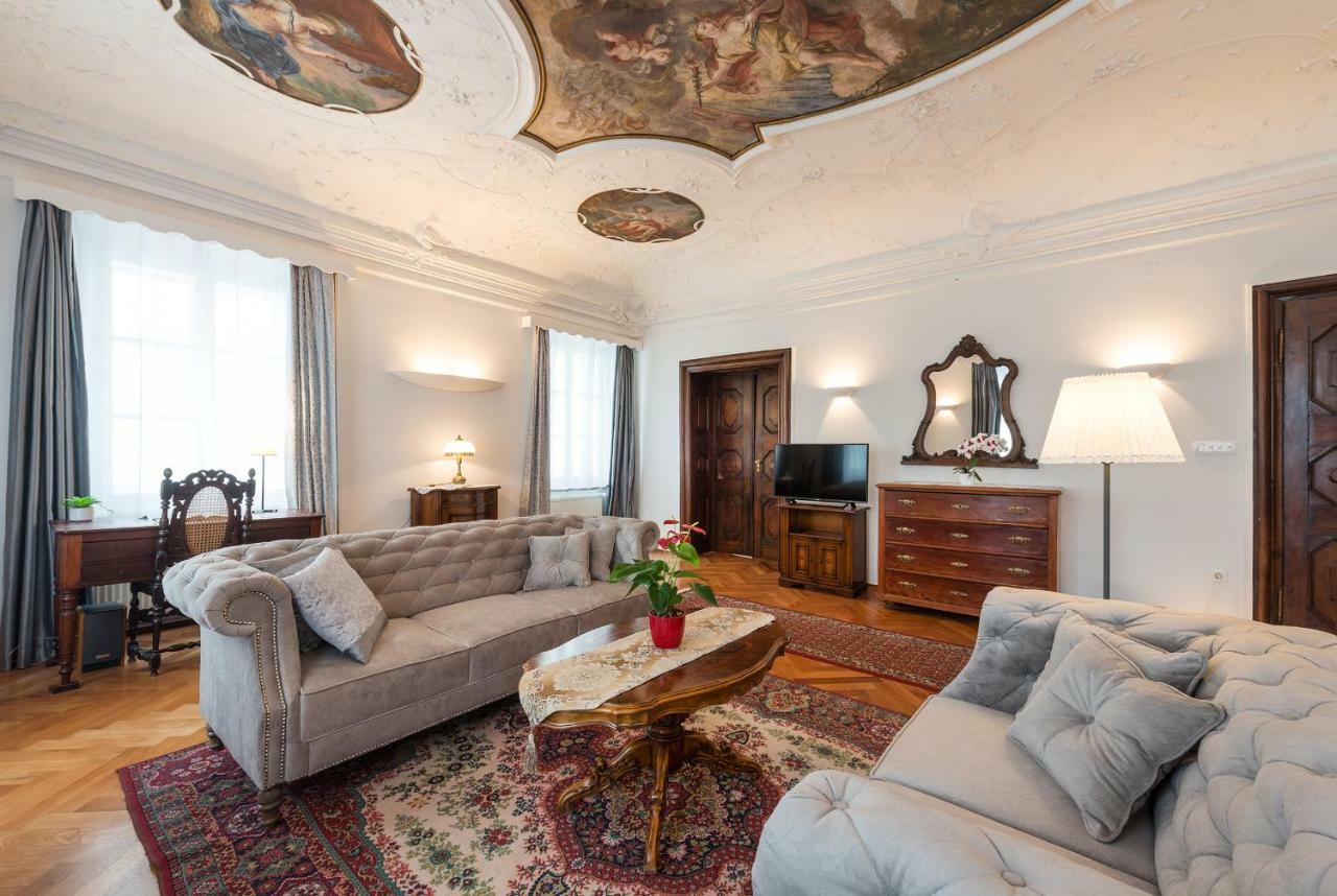 Codelli Deluxe Fresco City Centre App With Balcony Любляна Екстериор снимка
