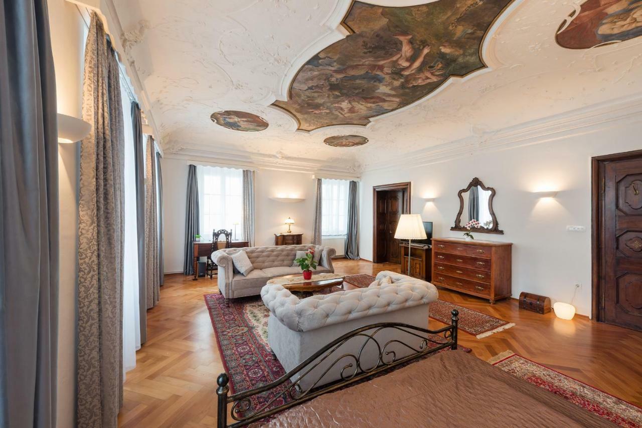Codelli Deluxe Fresco City Centre App With Balcony Любляна Екстериор снимка